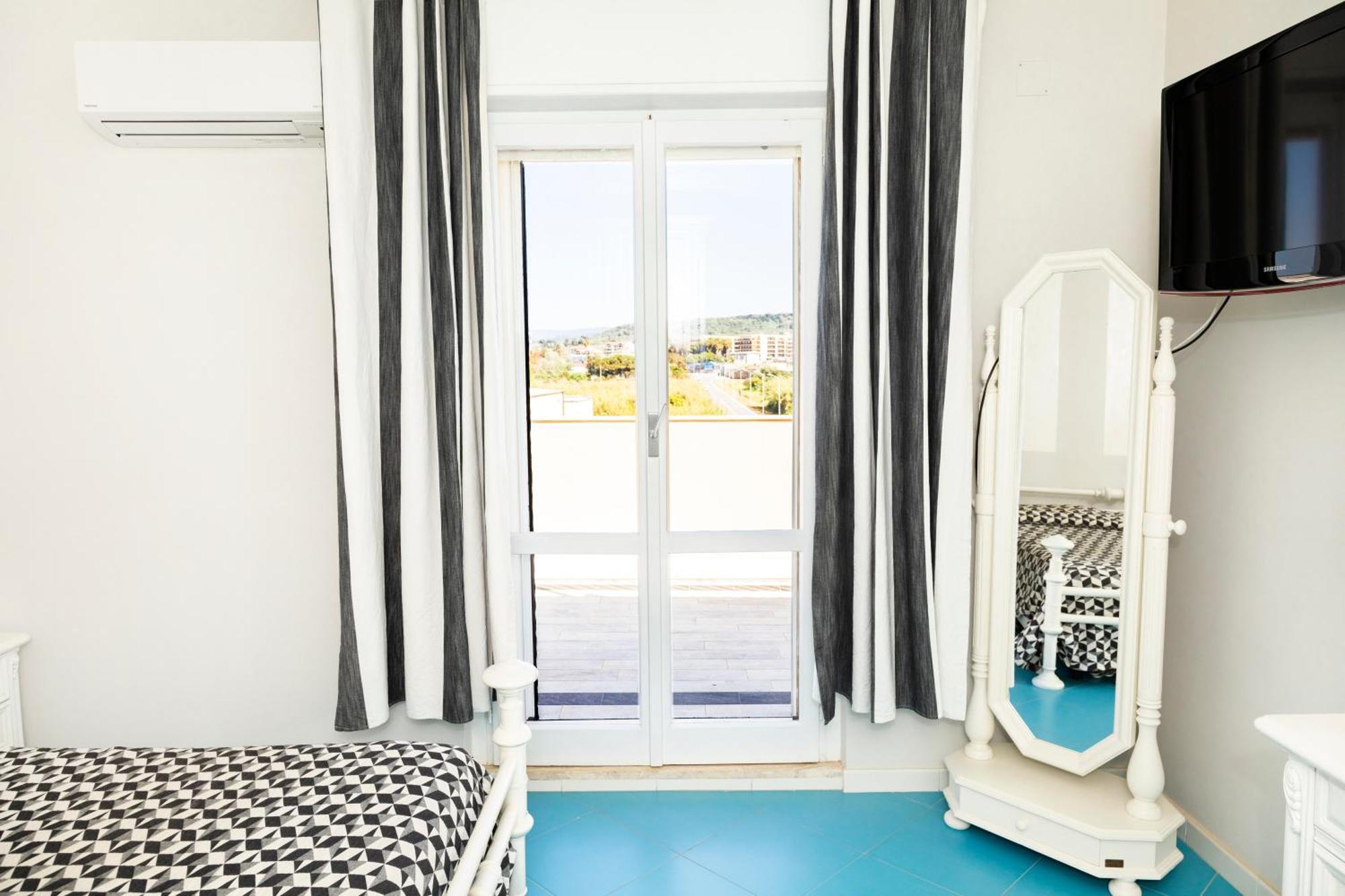 Lovealghero Stanze In Attico Vista Mare المظهر الخارجي الصورة